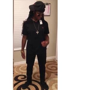 Meet your Posher, Tavi